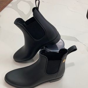 Women’s Michael Kors rubber bootie 7